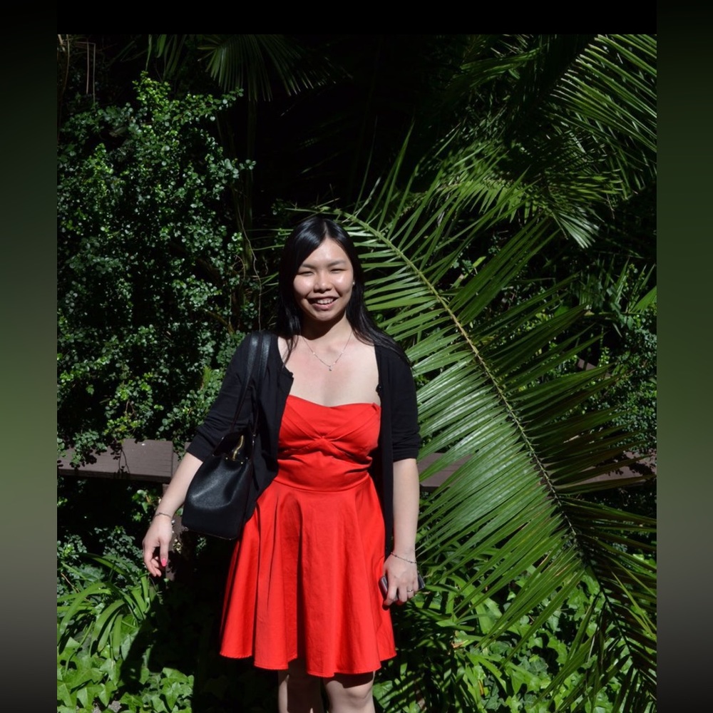 Beautiful strapless red dress